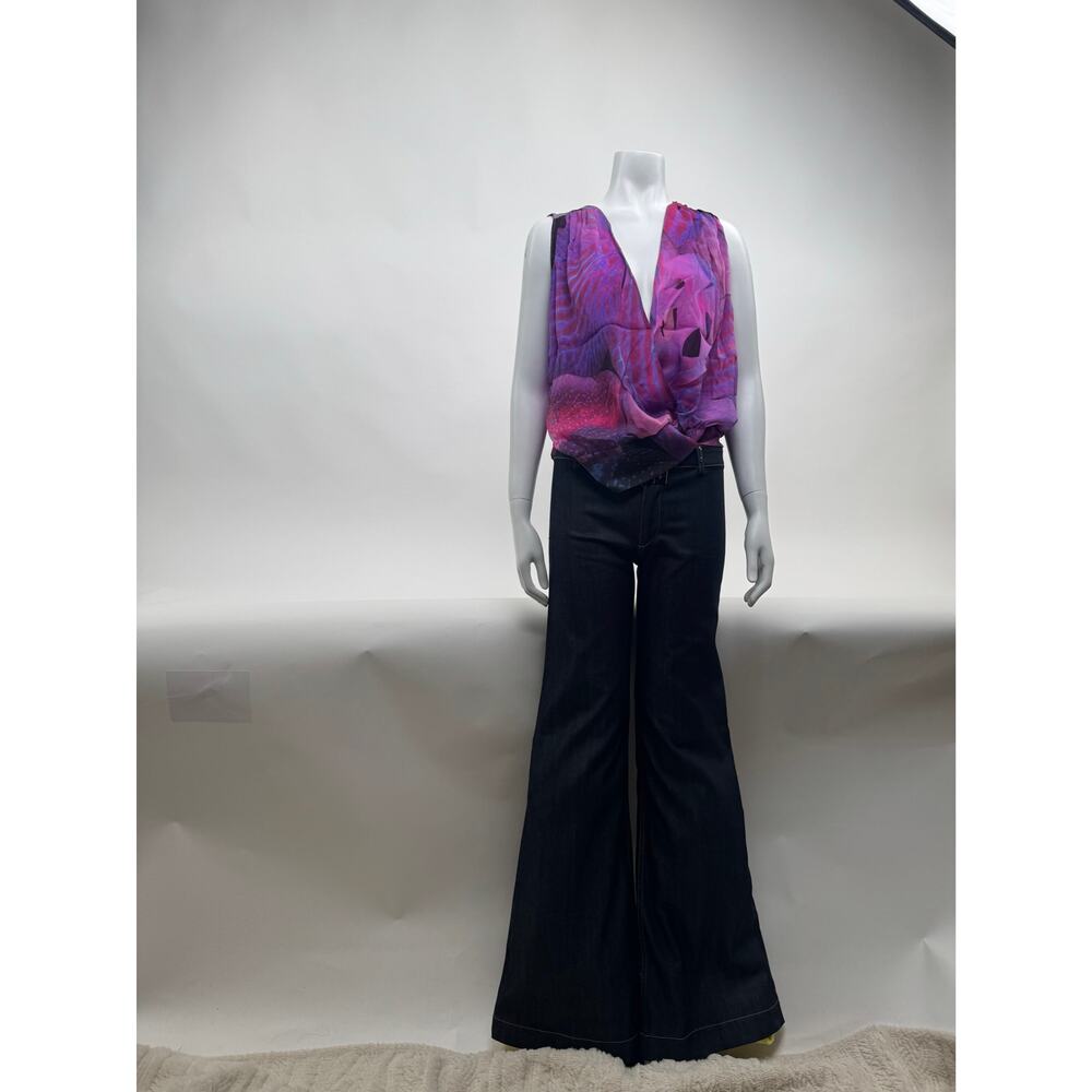Balenciaga NWOT Dark Wash Wide Leg Flare Jeans – Size 27 – Made in Italy - Picture 10 of 15